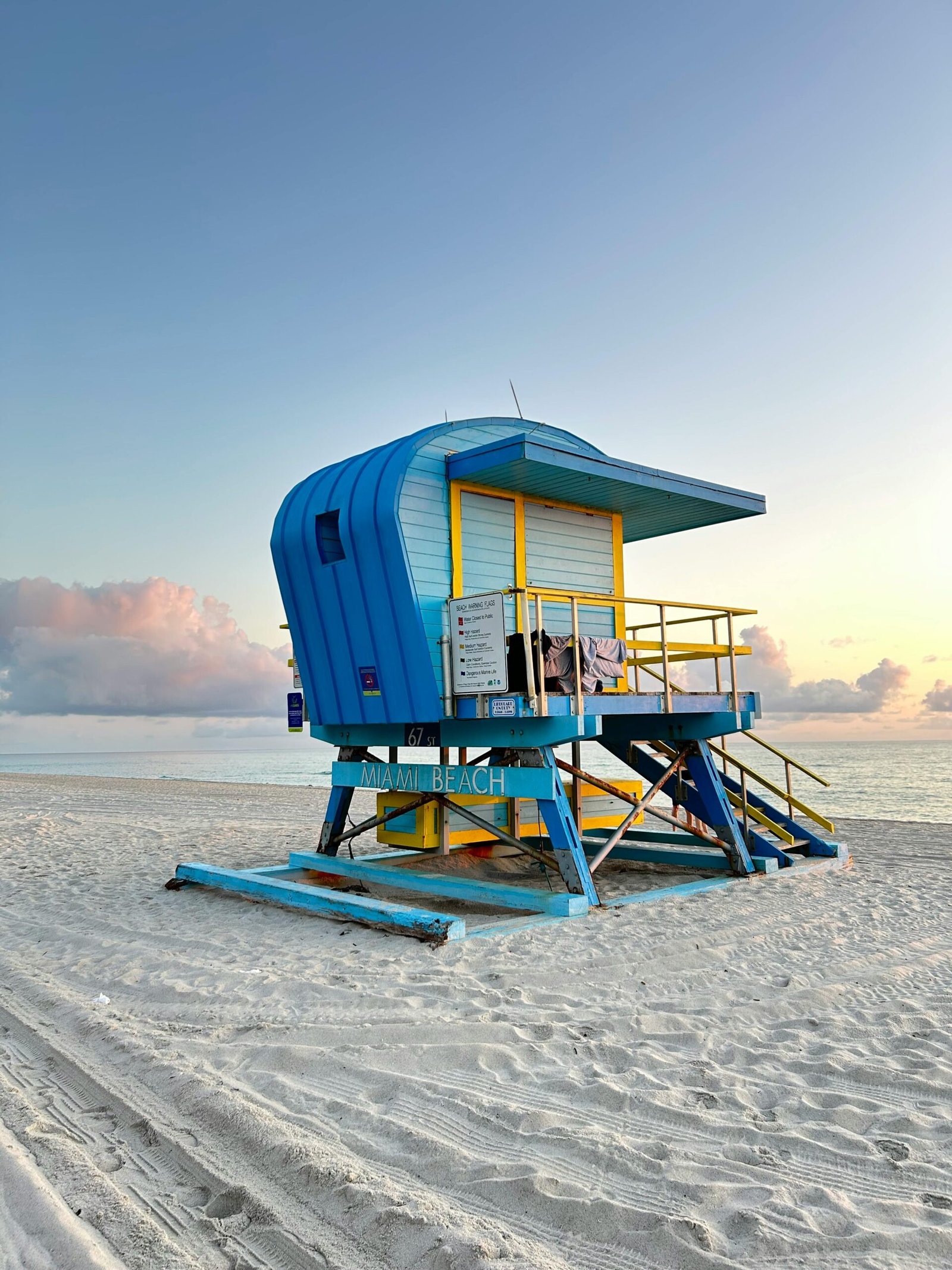 Visit South Florida and find luxury properties